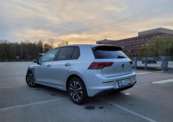 Volkswagen Golf cena 73500 przebieg: 3200, rok produkcji 2020 z Gdynia małe 596